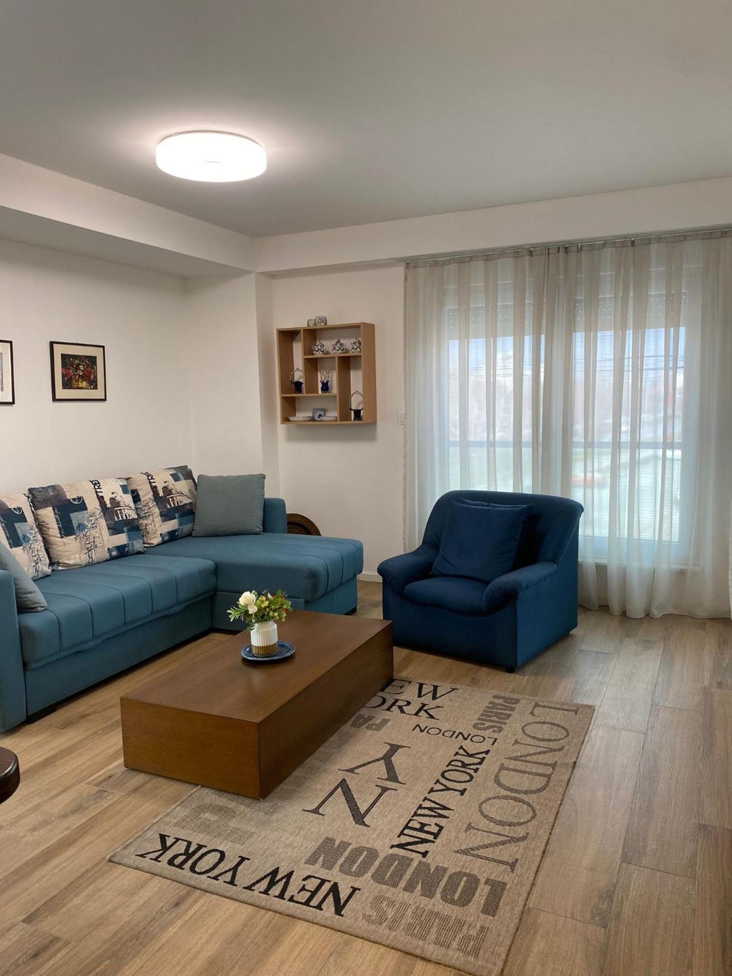 Foxxy Luxury Apartments Скопие Екстериор снимка